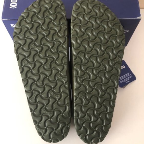 Birkenstock Arizona Soft Footbed Camo Sandal. Size: 7, 9, 10, 11, 12 - Picture 8 of 14